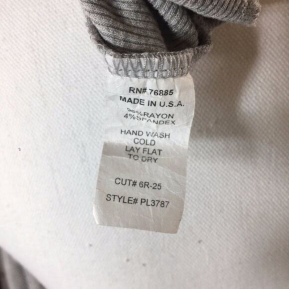 -Red Haute Black Trim Detail Ribbed Shirt S - Picture 7 of 7